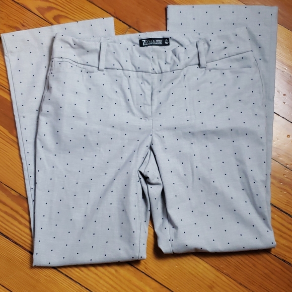 New York & Company size 10 petite pants - Picture 3 of 4